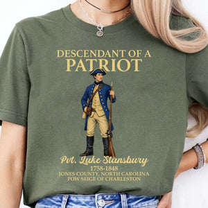 Custom Name Descendant of a Patriot Dark Shirt | Personalized 250 Years USA Sweatshirt | Patriotic Tee 684383