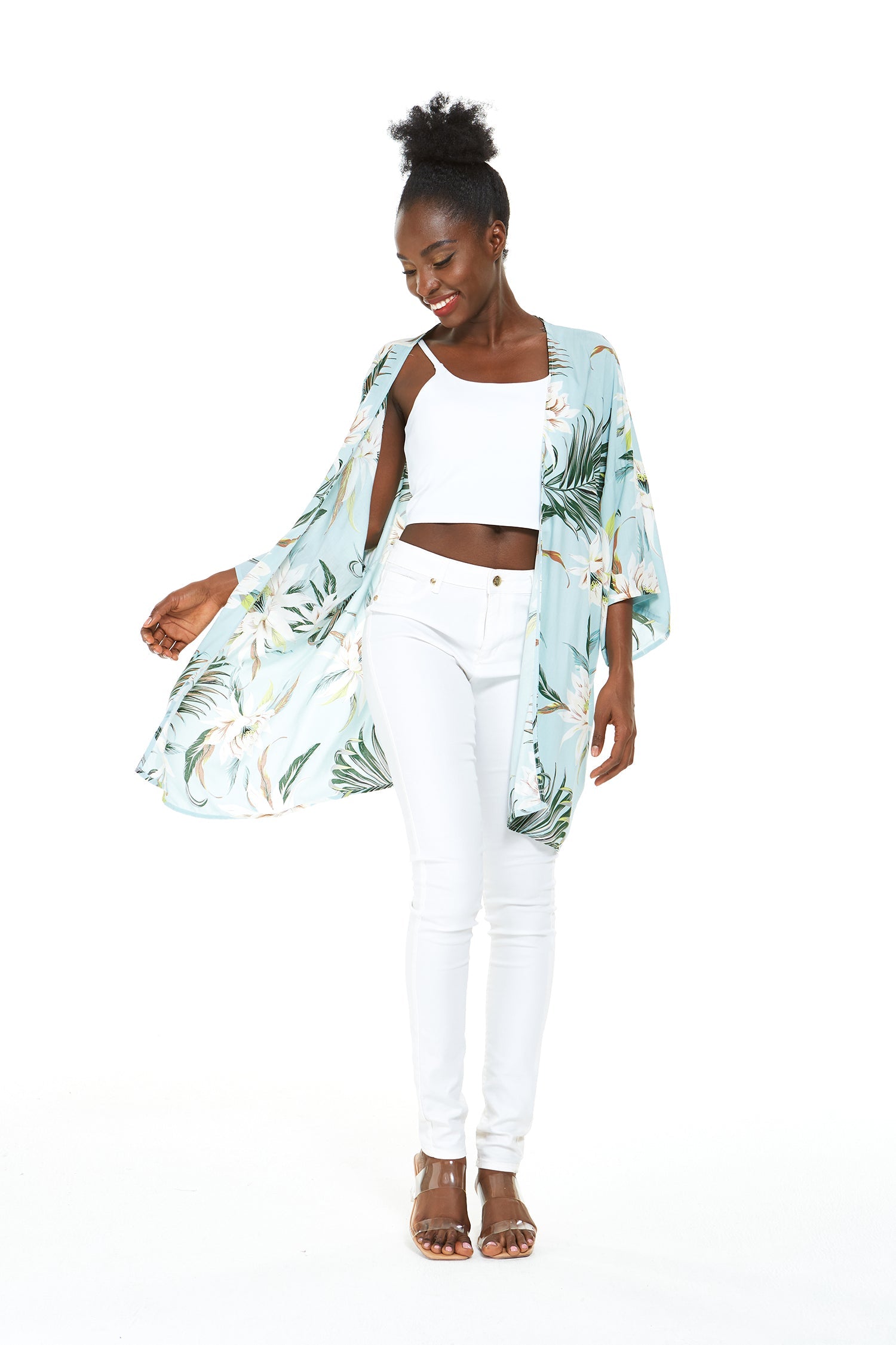 Women's Lightweight Kimono in Wispy Cereus Light Blue
